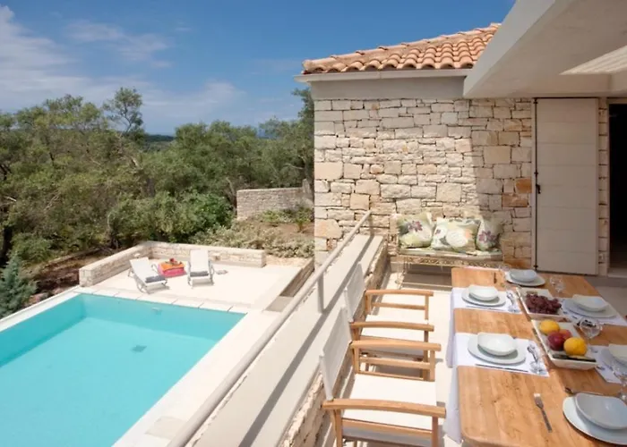Villa Kallista House *