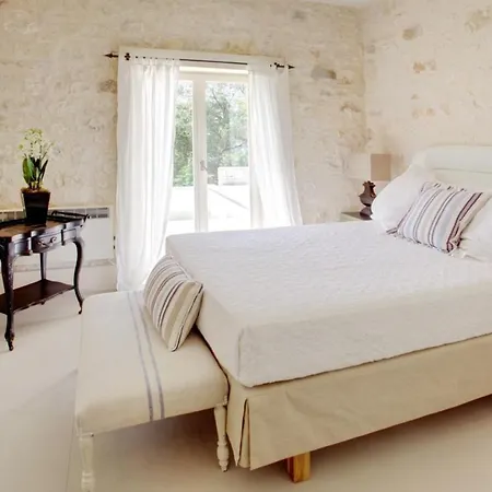 Kallista House Vila *