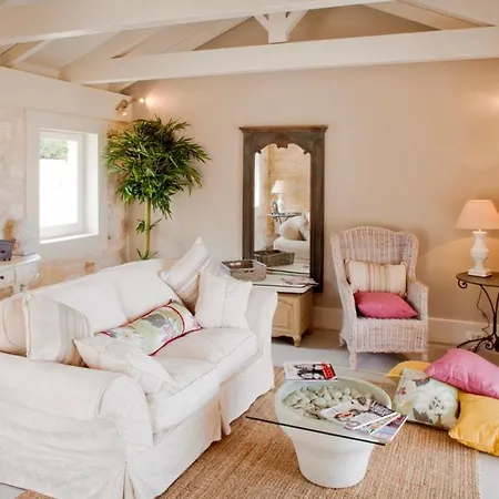 Kallista House * Kourtaiika