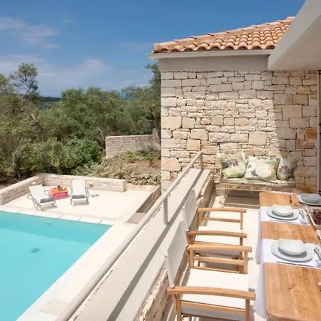 Kallista House Villa